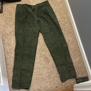 Men’s green corduroy Patagonia pants